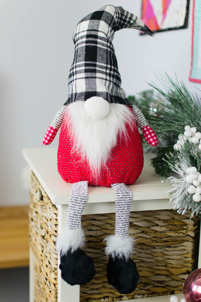 Christmas Gnome Free Sewing Pattern SewCanShe Free 